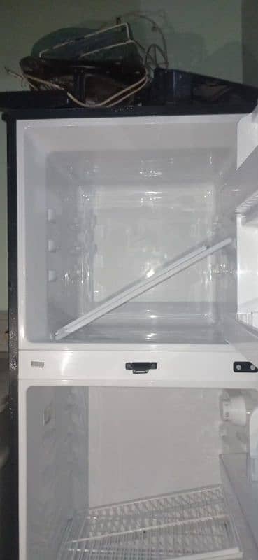 Dawlance Refrigerator 9169 WB 2