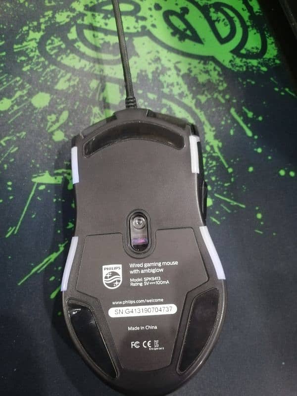 Phillips momentum gaming mouse 6