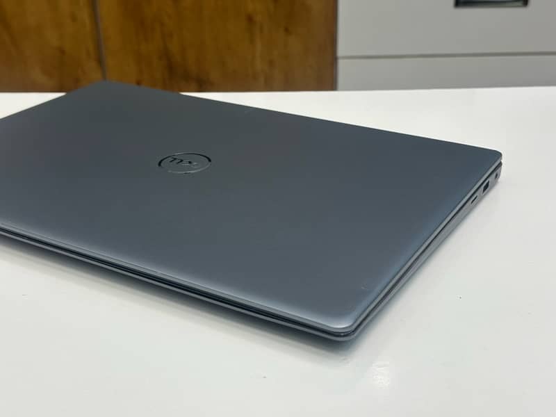 DELL VOSTRO 7590 CORE - i7 / 9TH GEN ( 16 GB-  512 GB ) 4 GB GTX 1650 5