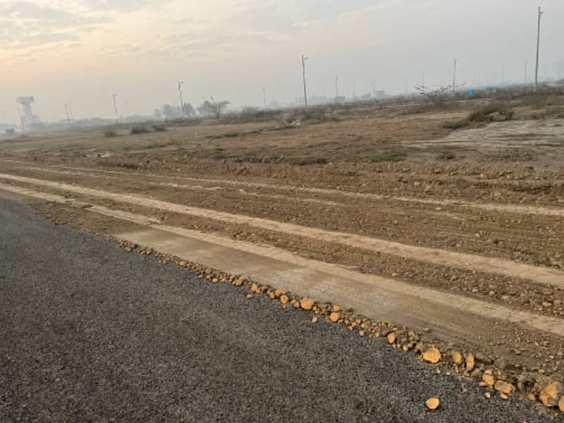 1 Kanal 2 Side Open Plot No 1286 On 100' Road Urgent Sale DHA Phase 8 Block X 0