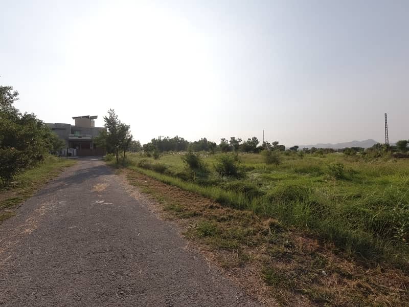 1 Kanal Residential Plot In Beautiful Location Of Engineers Coop Housing - Block J In Islamabad 6