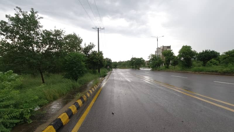 1 Kanal Residential Plot In Beautiful Location Of Engineers Coop Housing - Block J In Islamabad 9