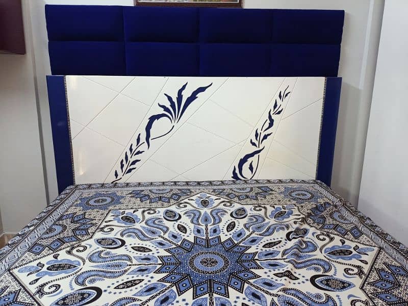 beautiful bed sell with mattress 3