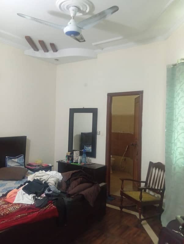 Lower Portion For Rent In Johar Town Block R-1 0