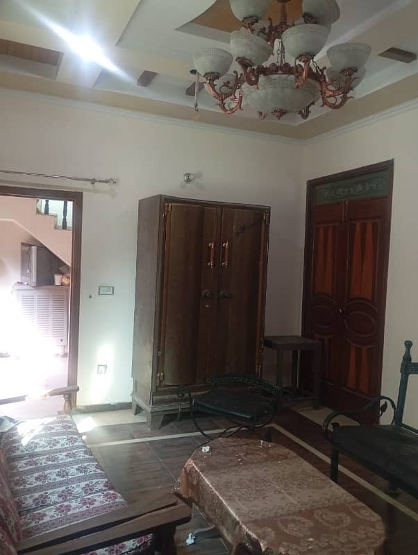 Lower Portion For Rent In Johar Town Block R-1 7