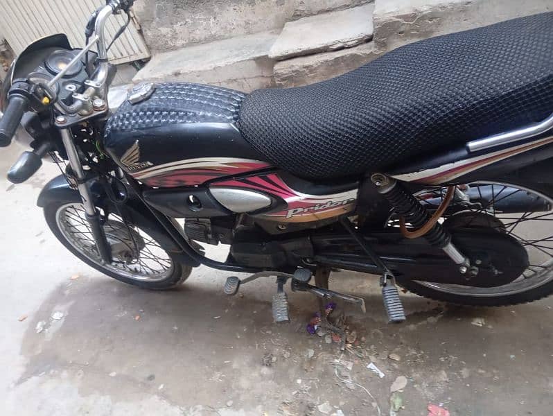 Honda prider 100 2013 model 0