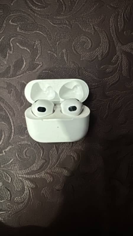 Apple Airpods Gen 2 1