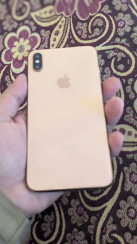 I PHONE XS MAX . .  256GB FACTORY. .  BETTRY SERVICE. 5