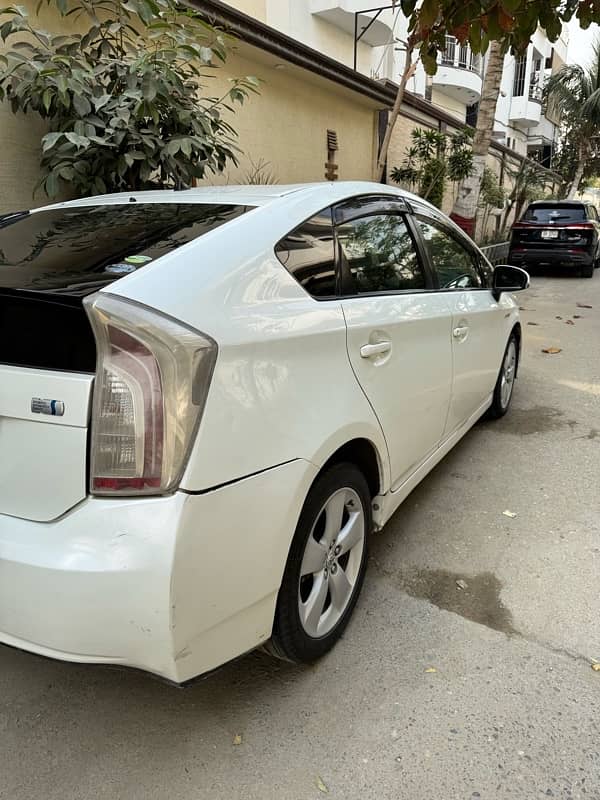 Toyota Prius 1.8 s touring selection 8