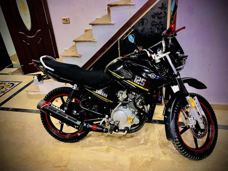 Yamaha YBR 125G (2022) MODEL | Yamaha in Bikes | YBR 125G 1