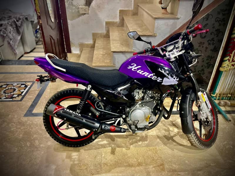 Yamaha YBR 125G (2022) MODEL | Yamaha in Bikes | YBR 125G 3