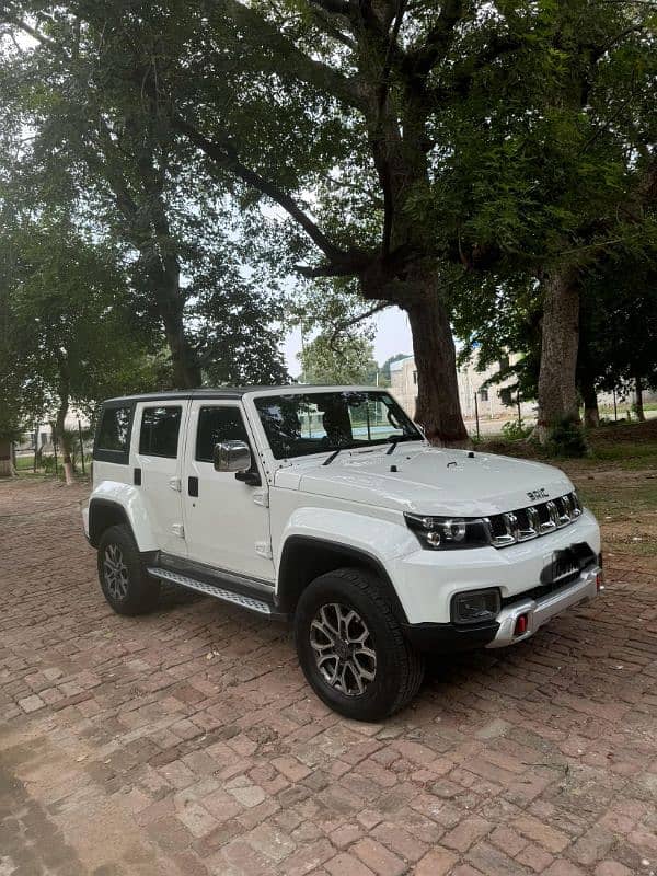 BAIC BJ40 Plus 2022 7