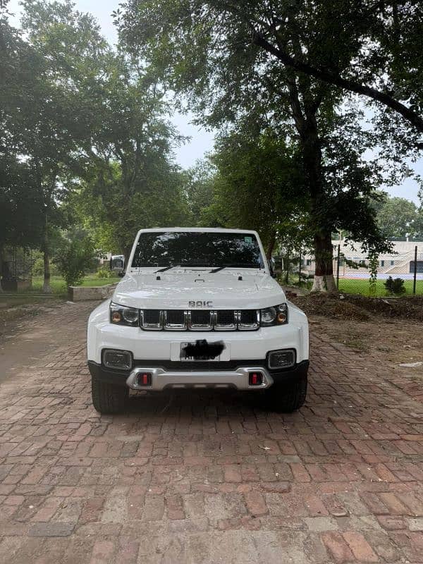 BAIC BJ40 Plus 2022 8