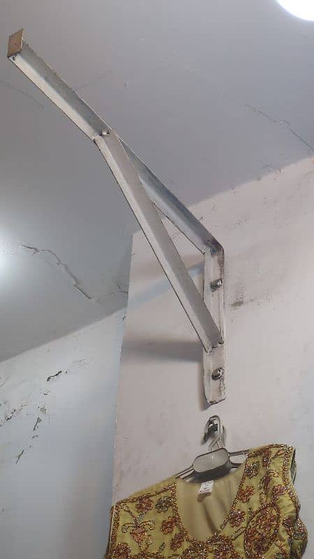 L stand , stand for support wood panel, iron angle , iron 0