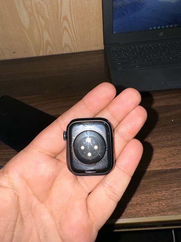 Apple Watch 8 series 41mm 3