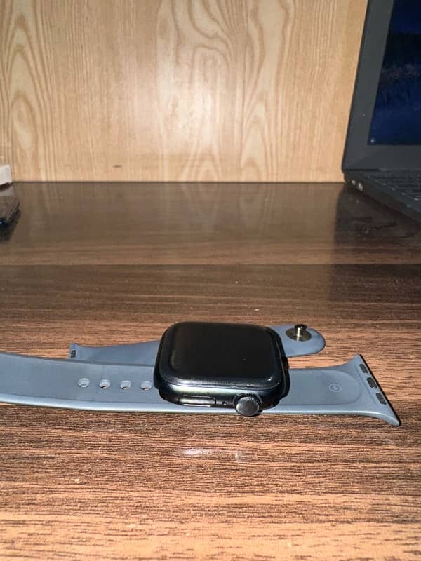 Apple Watch 8 series 41mm 7