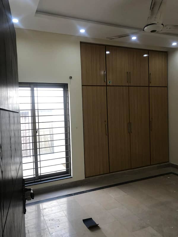 5 Marla Upper Portion Available For Rent Good Location 2