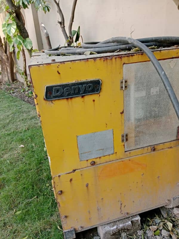 13 kVA . Danyo made in Japan . 1500 RPM Diesel03007665573 1