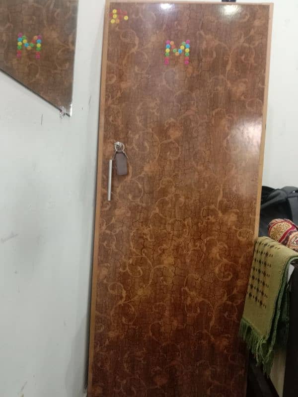 Single door cupboard for sale 3