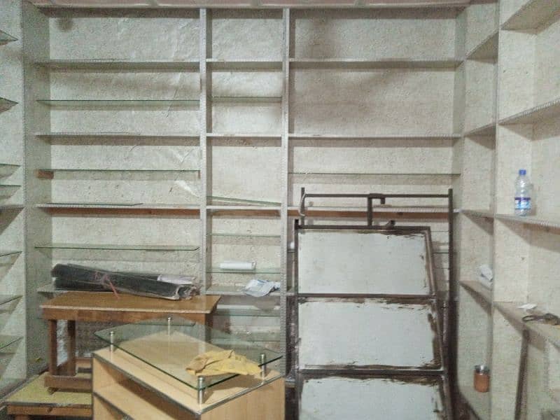 shop celling & Racking for sell glass and wood 1