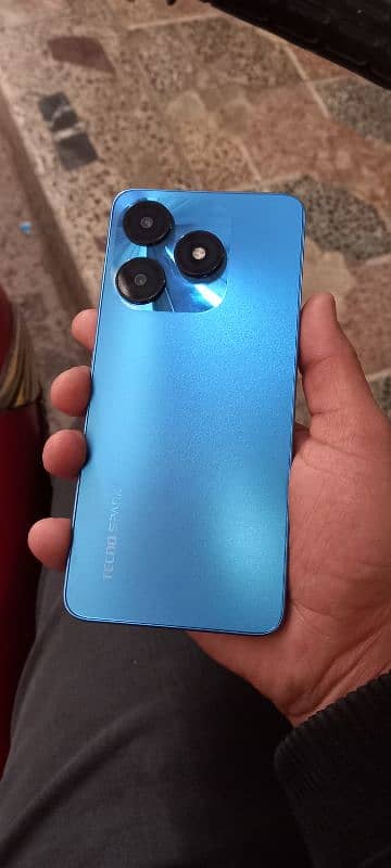 Tecno Spark 10 (4+4 128gb) 1