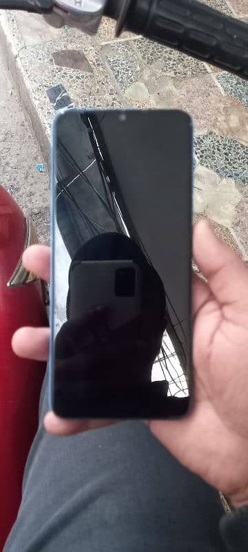 Tecno Spark 10 (4+4 128gb) 2