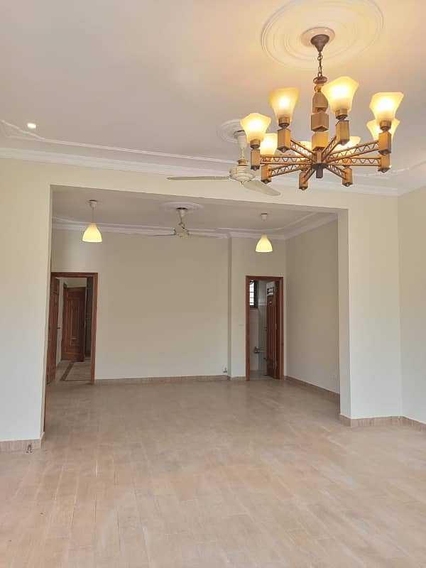 Beautiful and luxury upper portion for rent 0