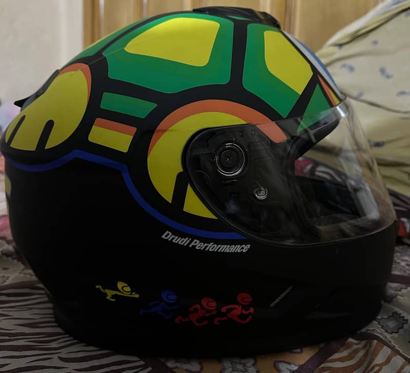 WLT Dot certifiet Helmet in New condition 1