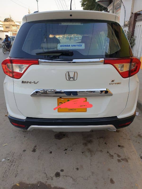 Honda BR-V 2017 full original condition 7