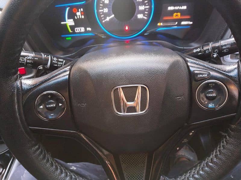 Honda Vezel 2015 2