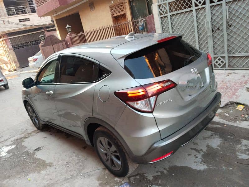 Honda Vezel 2015 14