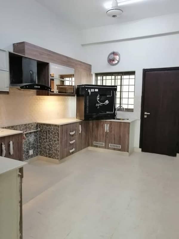 2 Bed Apartment Available For Rent In Askari 11 Sec-C Lahore 17