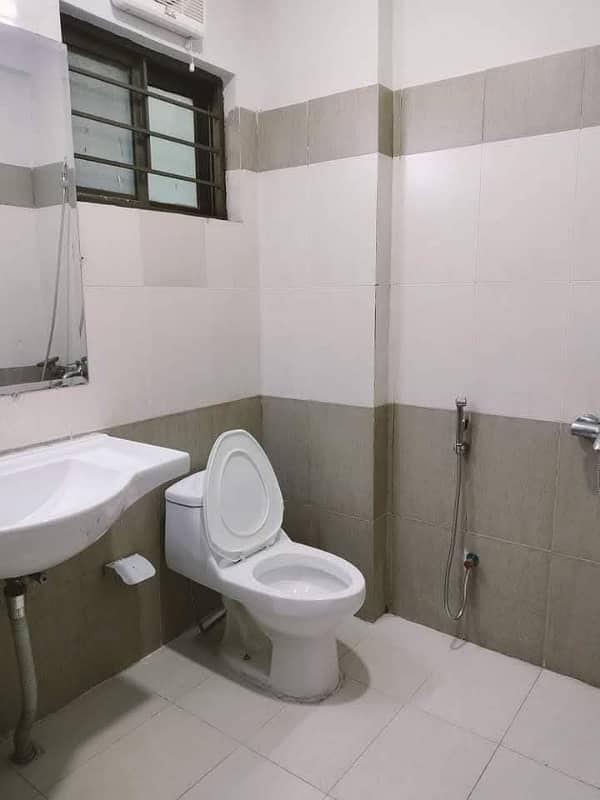 Apartment For Rent In Askari 11 Sec-B Lahore 8