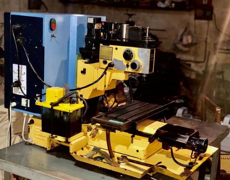 CNC milling machine 3