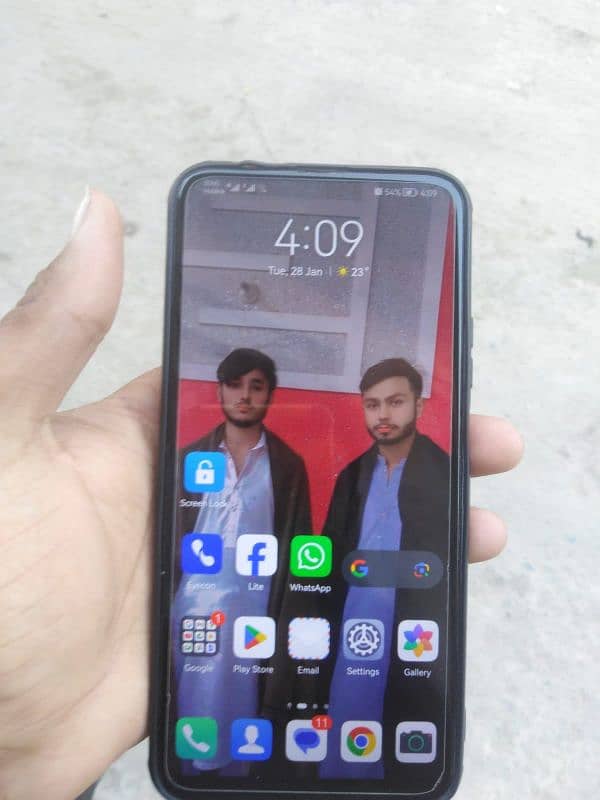 Huawei y9s condition 10 by 8  Ram 6/128Gb with box and charger. 4