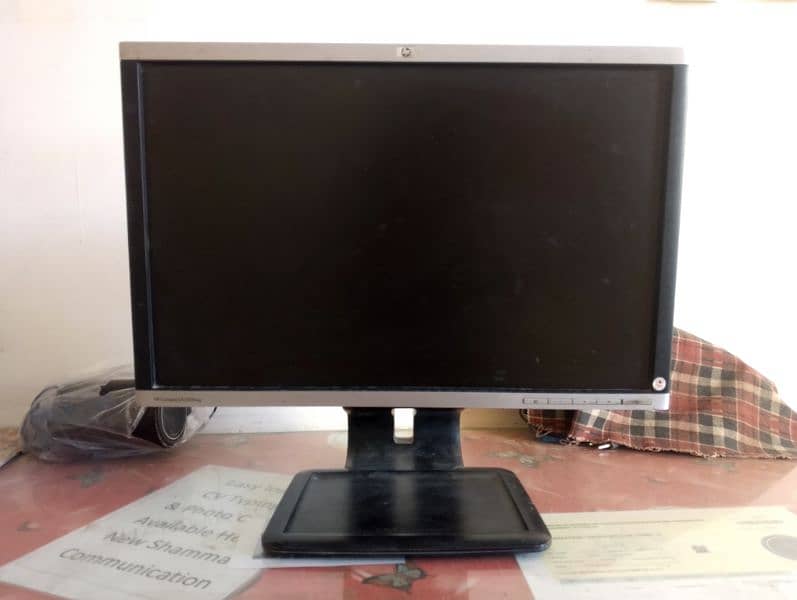 Monitor HP Compaq LA2205wg 22inch 0