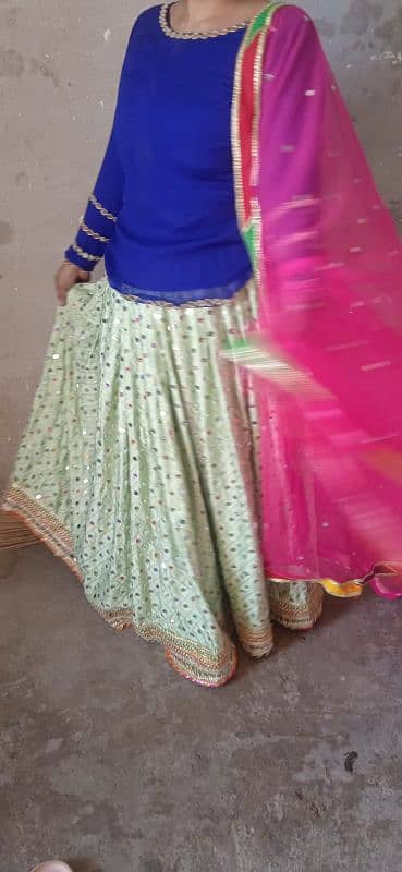 lehnga West 43 inch shirt size large 3