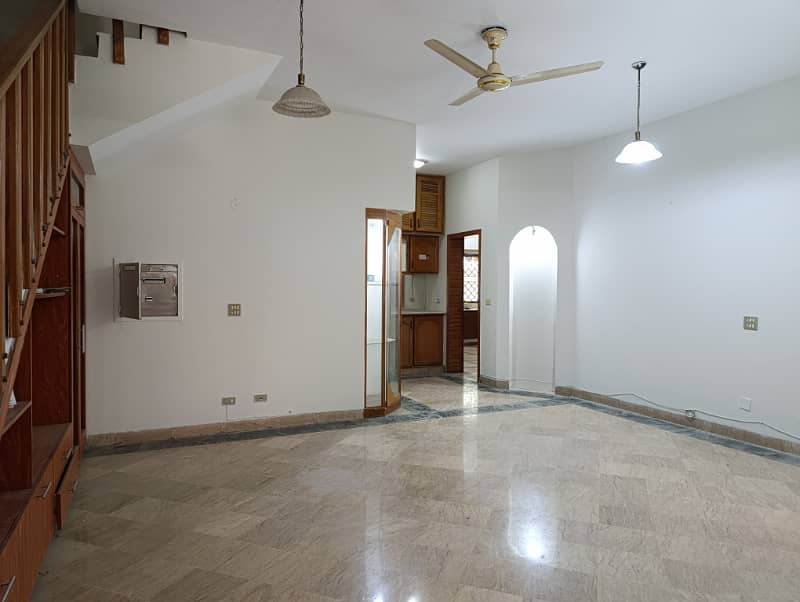 Double Storey House For Rent in i-8 Islamabad. 2