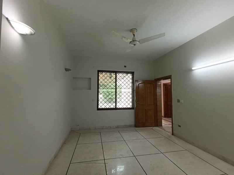 Double Storey House For Rent in i-8 Islamabad. 20