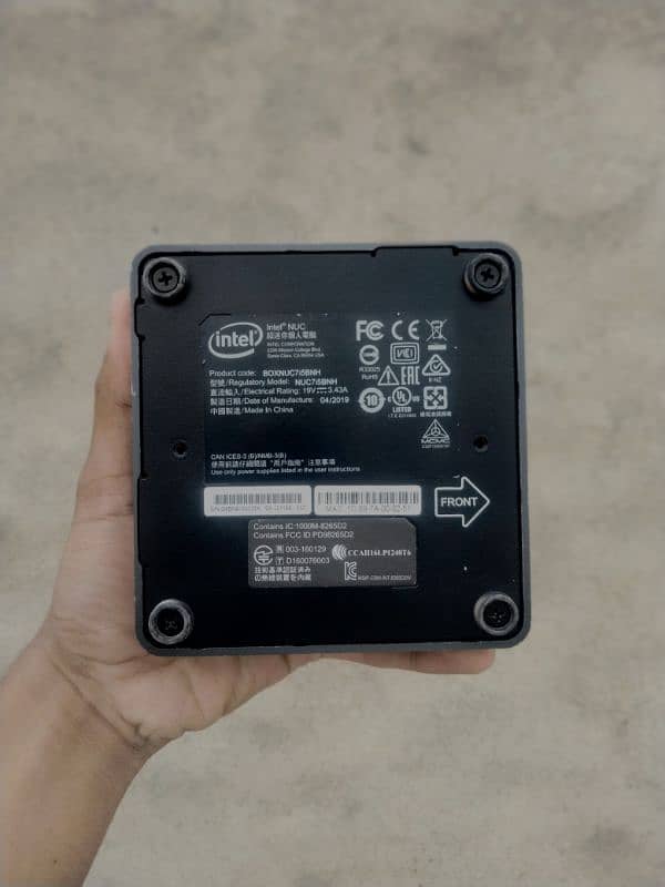 INTEL NUC CPU core 15 7th generation 3