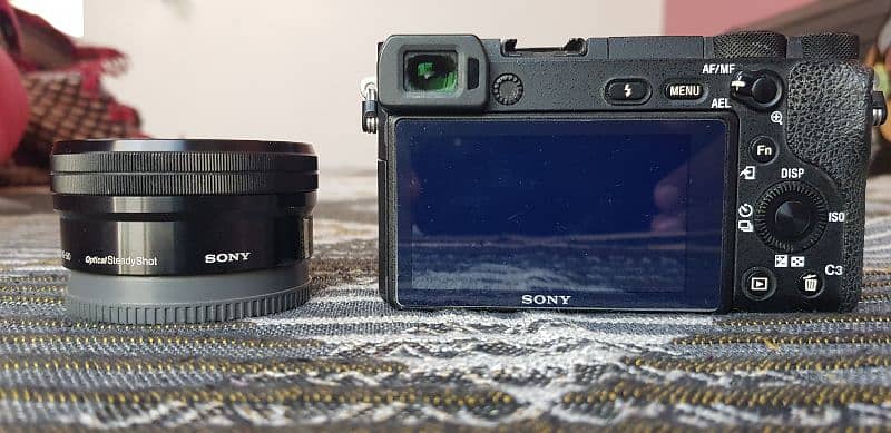 Sony @6500 With 0.25m/0.30m Kit Lens and Charger 0