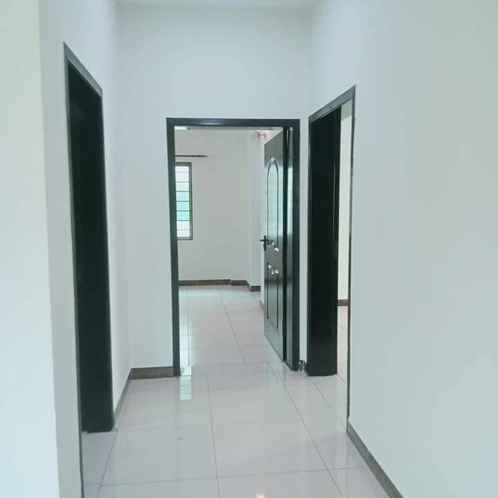 3Bed apartment available for Rent in Askari 11 sec-B Lahore 26