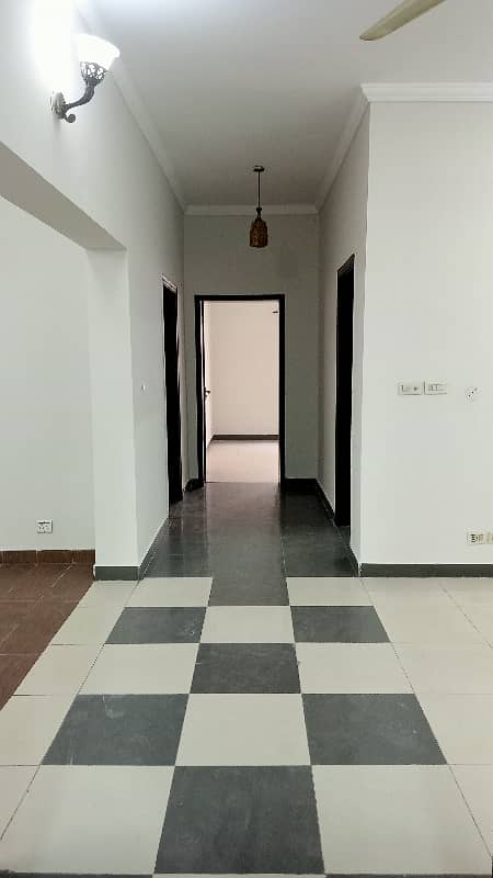 House available for sale in Askari 11 sec-B Lahore 14