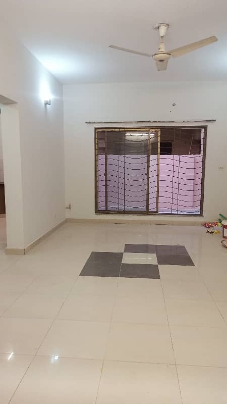 House available for sale in Askari 11 sec-B Lahore 34