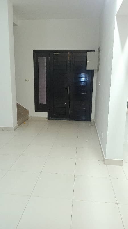 House available for sale in Askari 11 sec-B Lahore 36