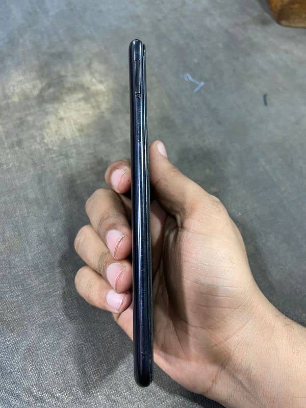 honor 8c 4