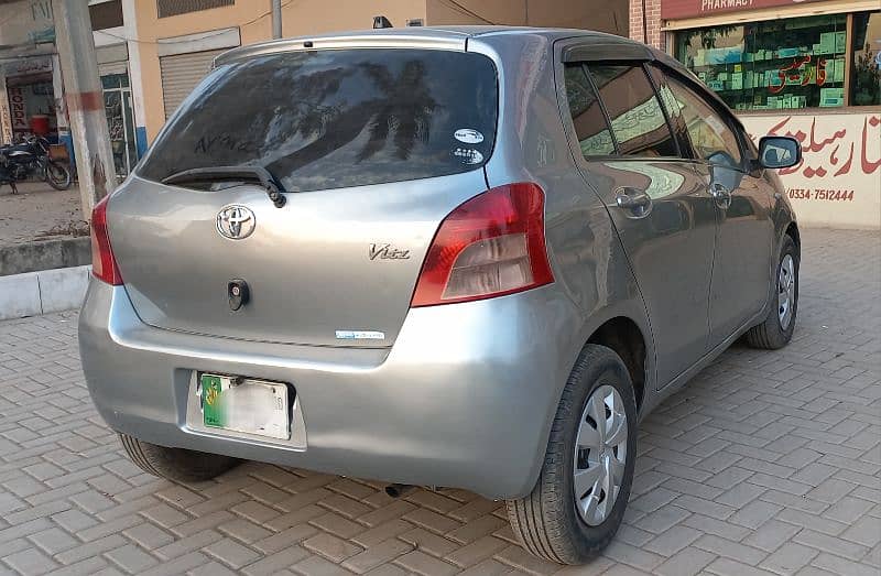 Toyota Vitz 2007 3