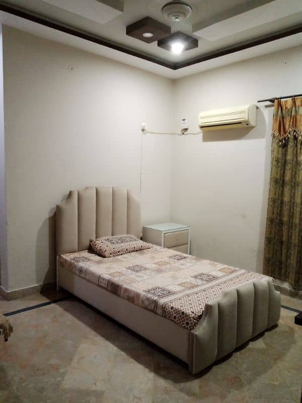 a furnished ac room available on rent only for single male 0