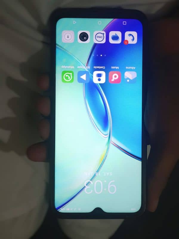 vivo y17s good condition with complete box 0