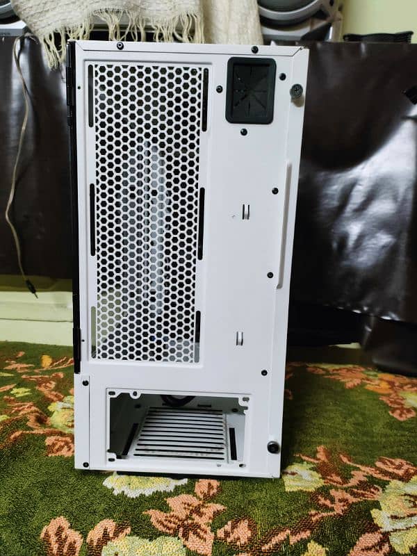 Darkflash V22 vertical PC gaming casing 3